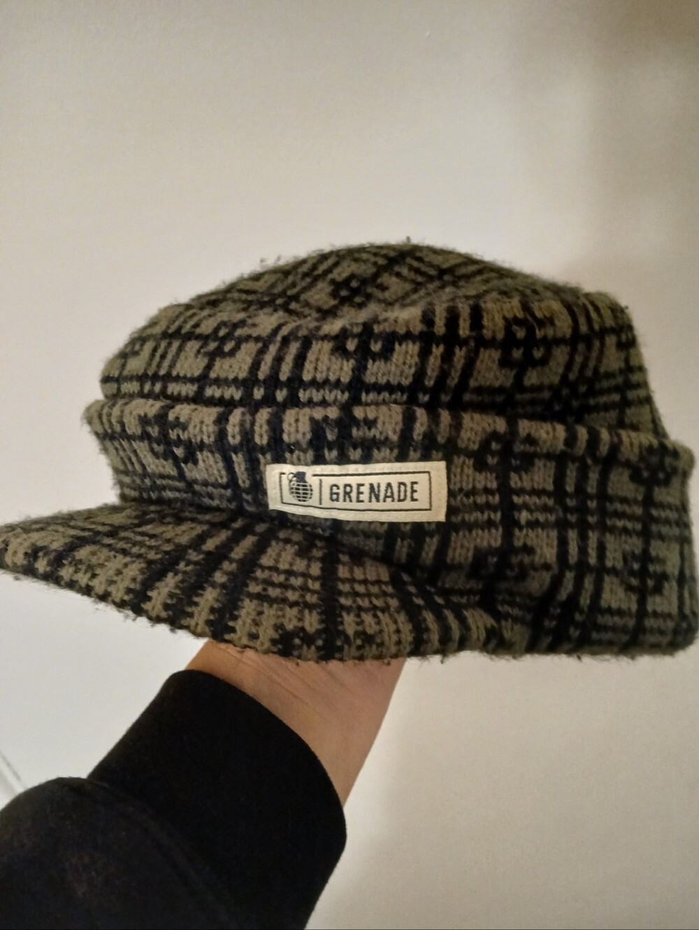 Rare Vintage Y2K Grenade 100% Radical Dude Cap.